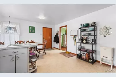 960 Chesterfield Parkway E, Chesterfield, MO 63017 - Photo 13