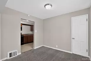 1212 Kilgore Dr, Saint Louis, MO 63137 - Photo 13