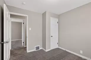 1212 Kilgore Dr, Saint Louis, MO 63137 - Photo 25