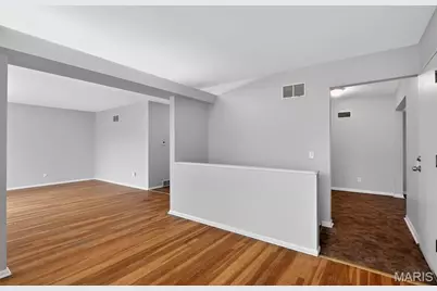 10139 Edgefield Drive, Saint Louis, MO 63136 - Photo 17