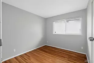 10139 Edgefield Dr, Saint Louis, MO 63136 - Photo 9