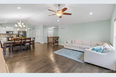 518 Crestfall Drive, Washington, MO 63090 - Photo 9