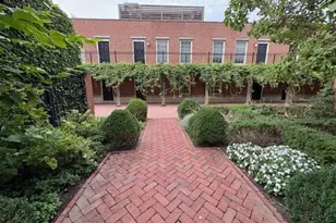 46 Carriage Ln, Saint Louis, MO 63108 - Photo 31