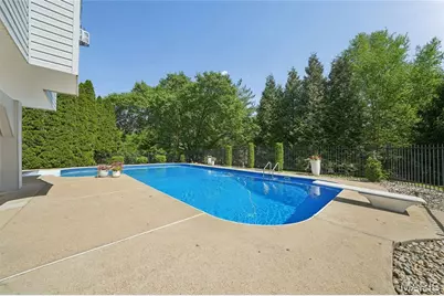 5725 Biddeford Drive, Saint Louis, MO 63128 - Photo 35