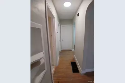 1815 S New Florissant Road, Florissant, MO 63031 - Photo 3