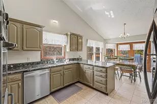 2489 Stonegate Dr, Festus, MO 63028 - Photo 15