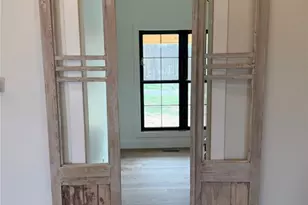 8935 Idell Creek, Hannibal, MO 63401 - Photo 9