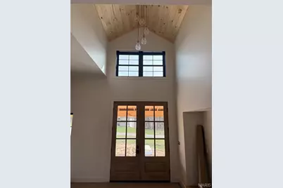 8935 Idell Creek, Hannibal, MO 63401 - Photo 3