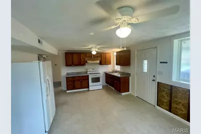 5948 Valley View Road, Bloomsdale, MO 63627 - Photo 9