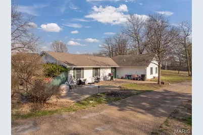 905 Mansion Road, Winfield, MO 63389 - Photo 39