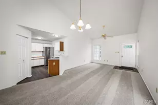2659 Liberty Gardens Dr, Florissant, MO 63031 - Photo 9
