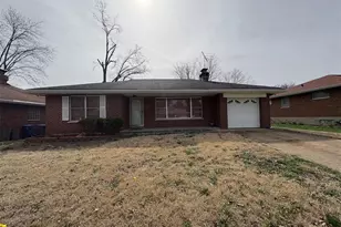 9220 Shadydale Dr, Jennings, MO 63136 - Photo 11