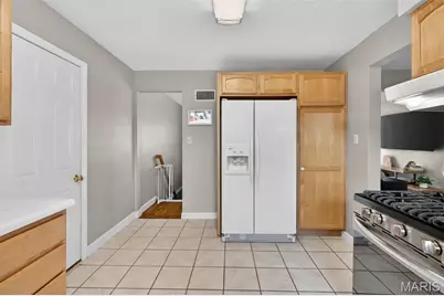 9840 Lakeford Lane, Saint Louis, MO 63123 - Photo 13