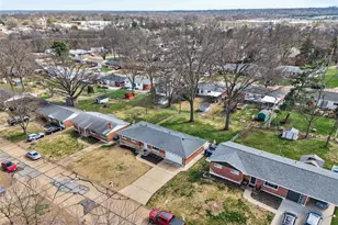 9840 Lakeford Ln, Saint Louis, MO 63123 - Photo 35