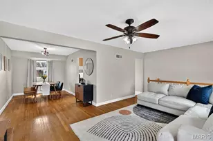 9840 Lakeford Ln, Saint Louis, MO 63123 - Photo 5