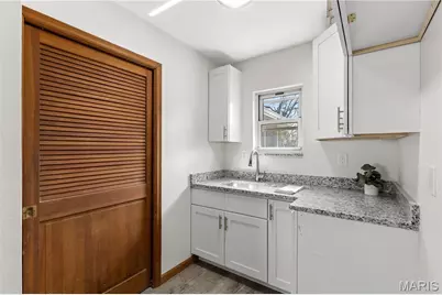 223 N Dellwood Road, Dellwood, MO 63135 - Photo 27