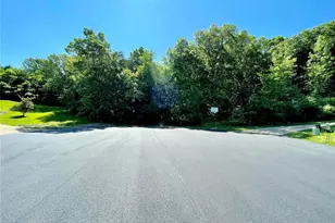 4614 Hawks Circle Dr, House Springs, MO 63051 - Photo 1