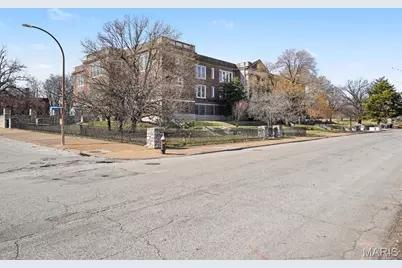 3821 N 11th Street, Saint Louis, MO 63107 - Photo 9