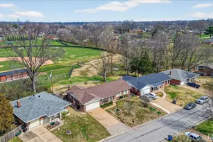 1125 Hawkstone Ln, Saint Louis, MO 63125 - Photo 65