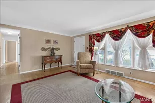 1125 Hawkstone Ln, Saint Louis, MO 63125 - Photo 13