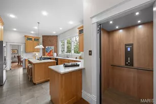 156 Gray Ave, Webster Groves, MO 63119 - Photo 15