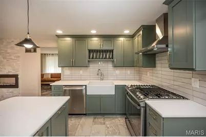 4107 Hummingbird Court, Saint Louis, MO 63123 - Photo 11