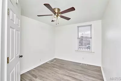 4831 Gardenville Avenue, Saint Louis, MO 63116 - Photo 17