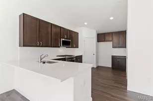 541 Evening Primrose Dr, Wentzville, MO 63385 - Photo 9