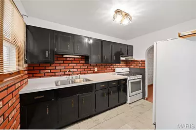 2914 Lyndhurst Avenue, Saint Louis, MO 63121 - Photo 9