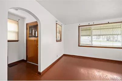 2914 Lyndhurst Avenue, Saint Louis, MO 63121 - Photo 3