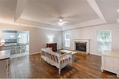 3067 Crystal Lake Drive, Saint Louis, MO 63129 - Photo 5