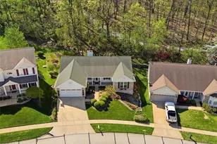 3067 Crystal Lake Dr, Saint Louis, MO 63129 - Photo 3