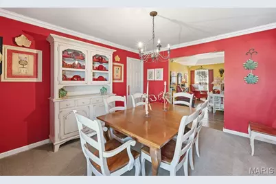 3067 Crystal Lake Drive, Saint Louis, MO 63129 - Photo 7