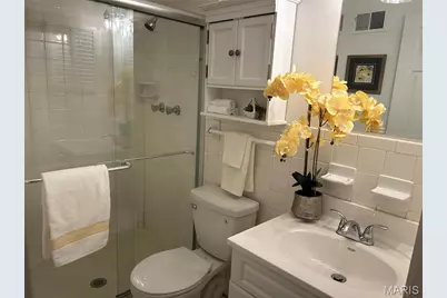 11011 Fawnhaven, Saint Louis, MO 63126 - Photo 3