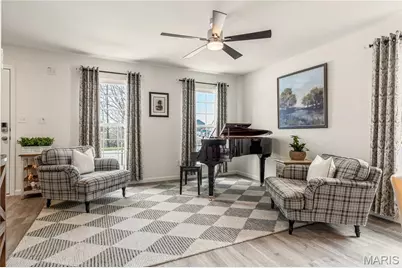 324 Fall Harvest Parkway, Wentzville, MO 63385 - Photo 5