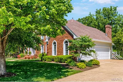 14301 Manderleigh Woods Drive, Town and Country, MO 63017 - Photo 3