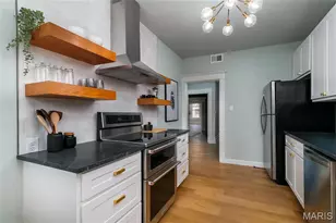 4166 Russell Blvd, Saint Louis, MO 63110 - Photo 5