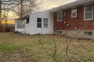 9456 Bagley Dr, Saint Louis, MO 63136 - Photo 7