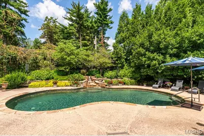 1831 Camberly Road, Des Peres, MO 63131 - Photo 7