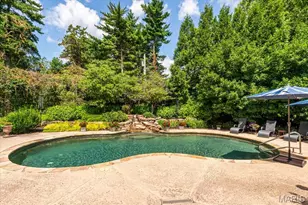 1831 Camberly Rd, Des Peres, MO 63131 - Photo 7