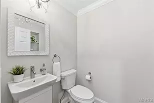 1831 Camberly Rd, Des Peres, MO 63131 - Photo 35