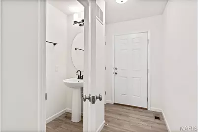 16033 Cinderella Court, Ellisville, MO 63021 - Photo 9