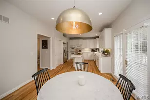 2134 Lakeview Dr, Crystal Lake Park, MO 63131 - Photo 9