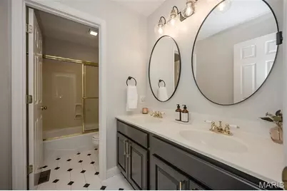 2134 Lakeview Drive, Crystal Lake Park, MO 63131 - Photo 19