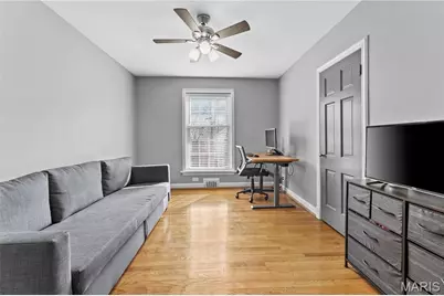 840 Wild Cherry Lane, University City, MO 63130 - Photo 19