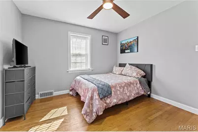 840 Wild Cherry Lane, University City, MO 63130 - Photo 17