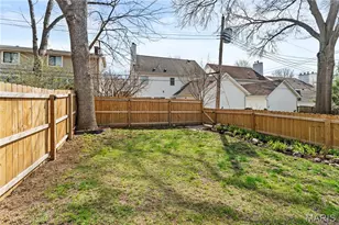 840 Wild Cherry Ln, University City, MO 63130 - Photo 33