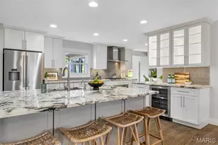 78 Meadowbrook Country Club Estate, Ballwin, MO 63011 - Photo 3