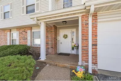 978 Windstream Drive #39, Saint Peters, MO 63376 - Photo 3