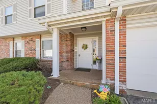 978 Windstream Dr, Saint Peters, MO 63376 - Photo 3